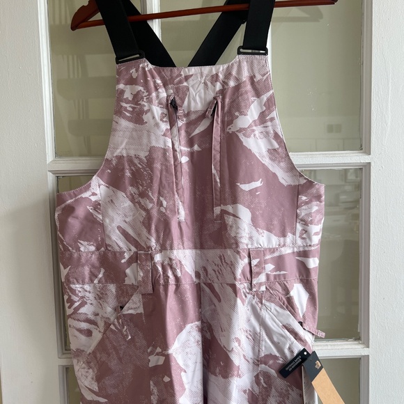 North face woman’s size snow pants bib large freedom bib regular ski overall. - Picture 12 of 13